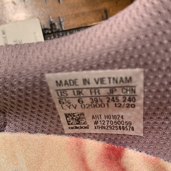 Adidas Men’s Skateboarding Sneakers - Picture 13 of 14